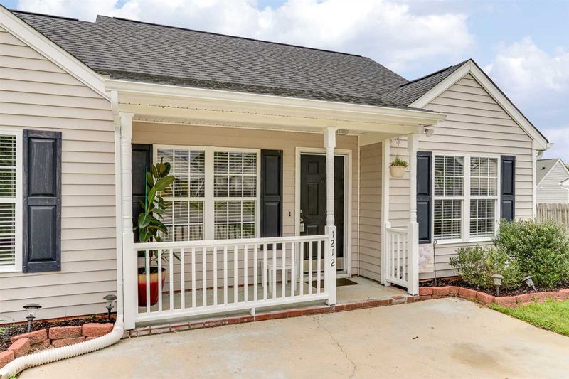1212 Topping Ln, Knightdale, NC 27545