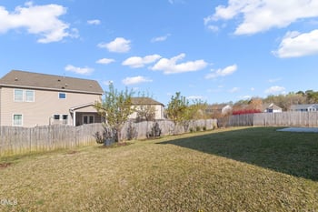 1212 Windrose Dr, Fuquay Varina, NC 27526