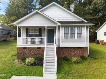 1212 Woodbriar St, Clayton, NC 27520