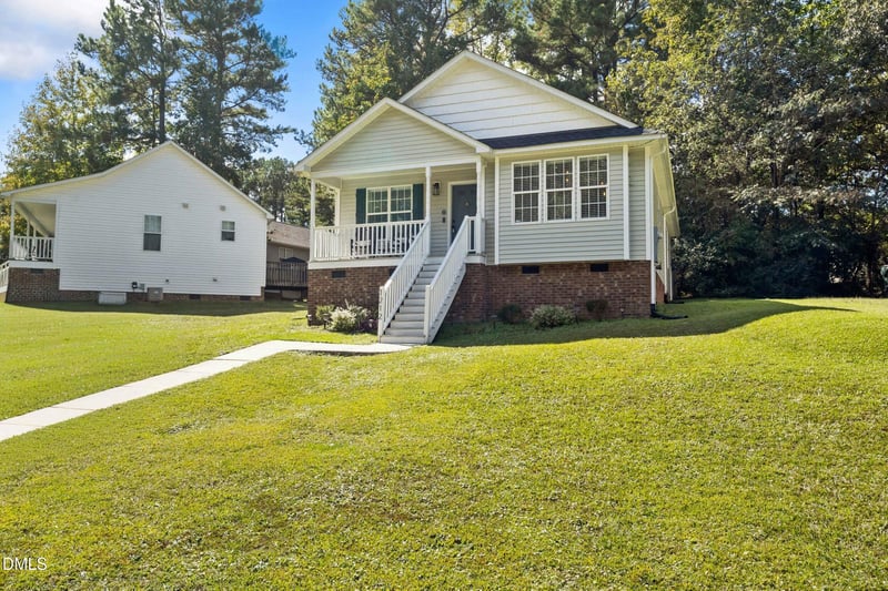 1212 Woodbriar St, Clayton, NC 27520