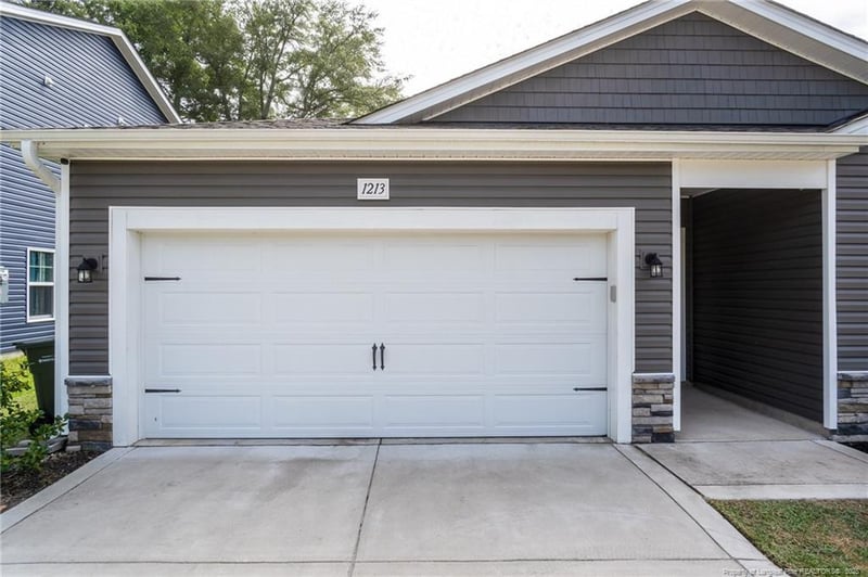 1213 Branson St, Fayetteville, NC 28305