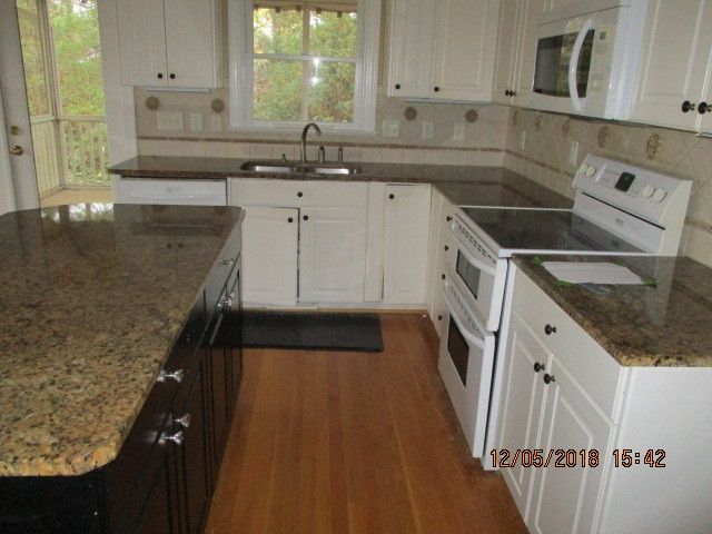 1213 Brewer Jackson Ct, Wake Forest, NC 27587