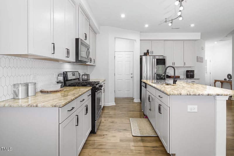 1213 Grenshaw Dr, Morrisville, NC 27560