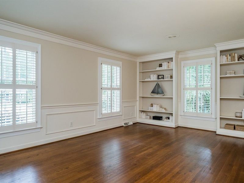 1213 Hedgelawn Way, Raleigh, NC 27615