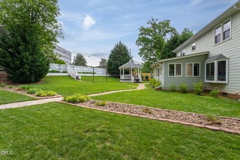 1213 Indian Trail Dr, Raleigh, NC 27609