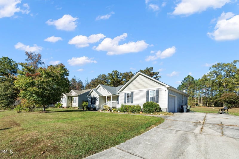 1213 Middleton Dr, Creedmoor, NC 27522