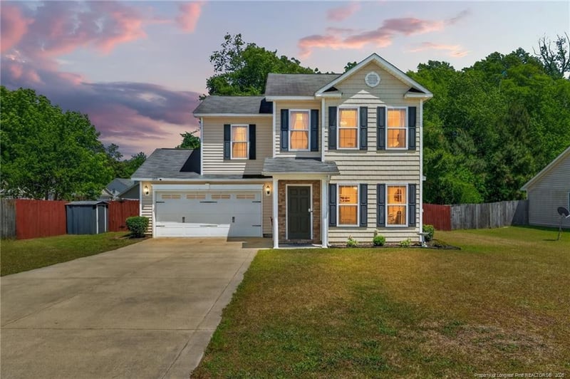 1213 Screech Owl Dr, Hope Mills, NC 28348