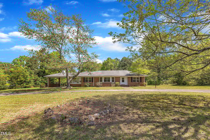 1213 Walnut St, Cary, NC 27511