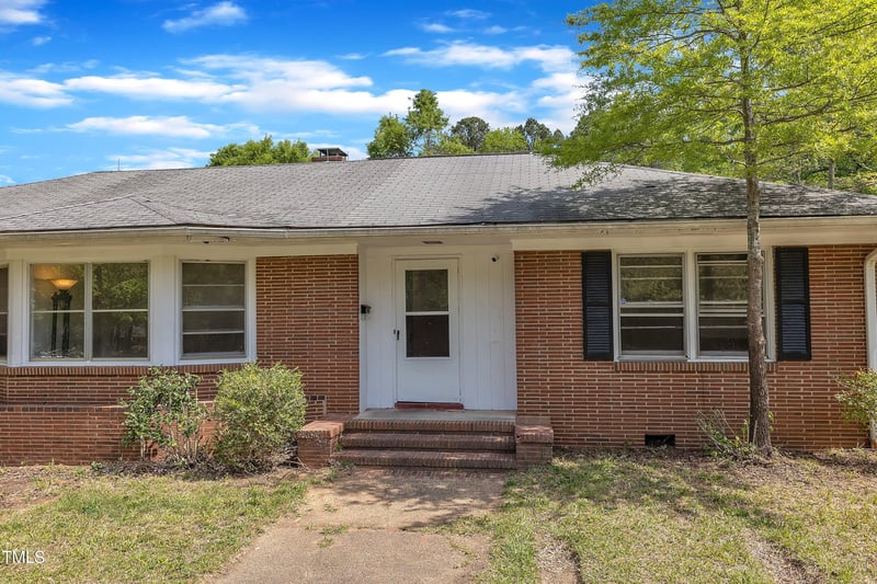 1213 Walnut St, Cary, NC 27511