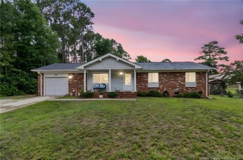 1214 Andrews Rd, Fayetteville, NC 28311