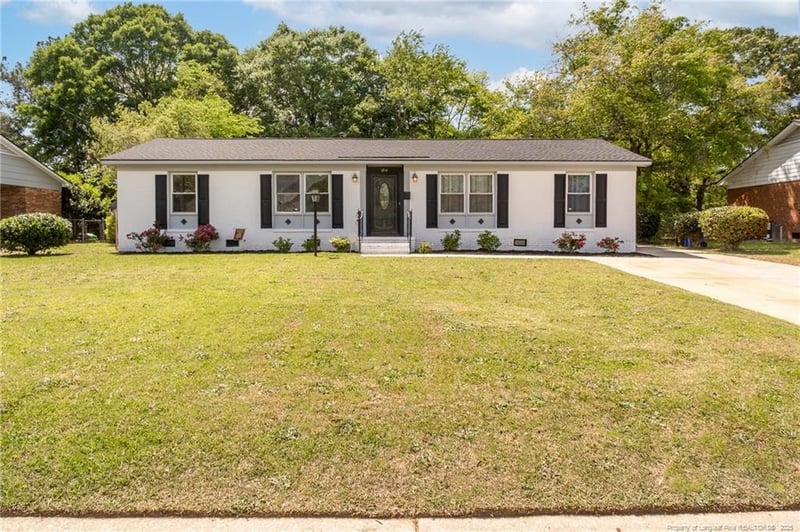 1214 Berkshire Rd, Fayetteville, NC 28304