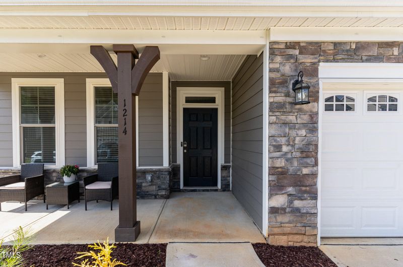 1214 Chatham Ct, Mebane, NC 27302