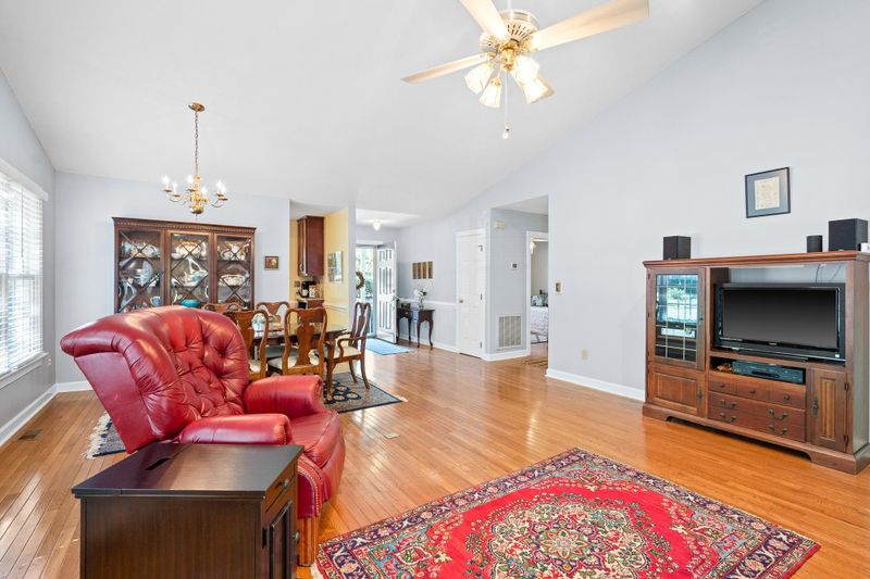 1214 Cranebridge Pl, Durham, NC 27516