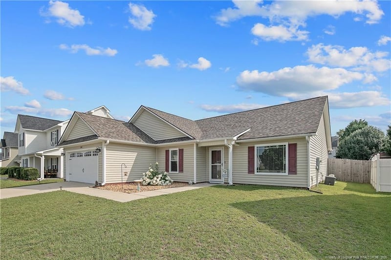 1214 Herring Gull Dr, Fayetteville, NC 28306