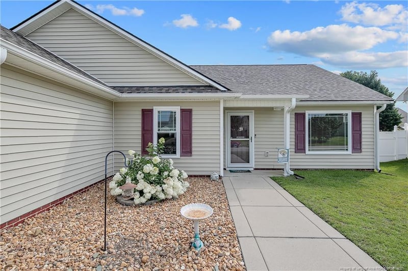 1214 Herring Gull Dr, Fayetteville, NC 28306