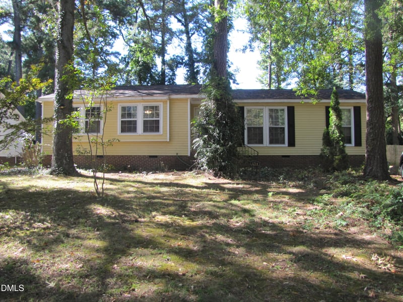 1214 Kimbolton Dr, Cary, NC 27511