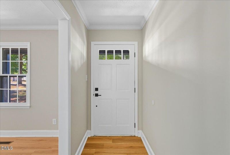 1214 E Oak Dr, Durham, NC 27712