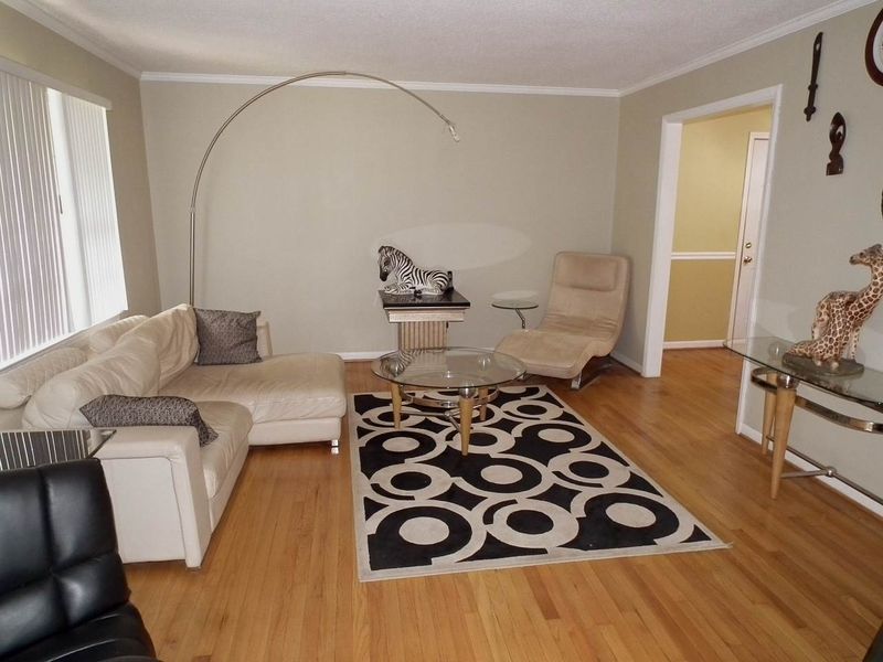 1214 Oxford Pl, Cary, NC 27511