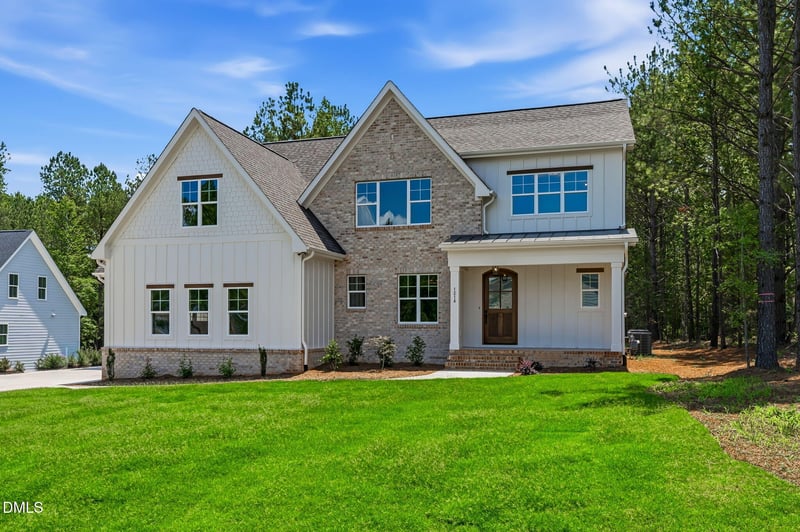 1214 Red Cedar Ct, Youngsville, NC 27596