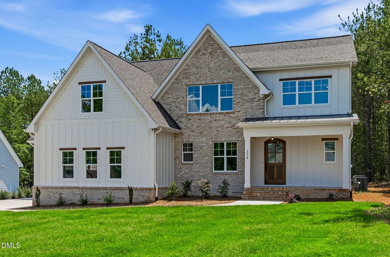 1214 Red Cedar Ct, Youngsville, NC 27596