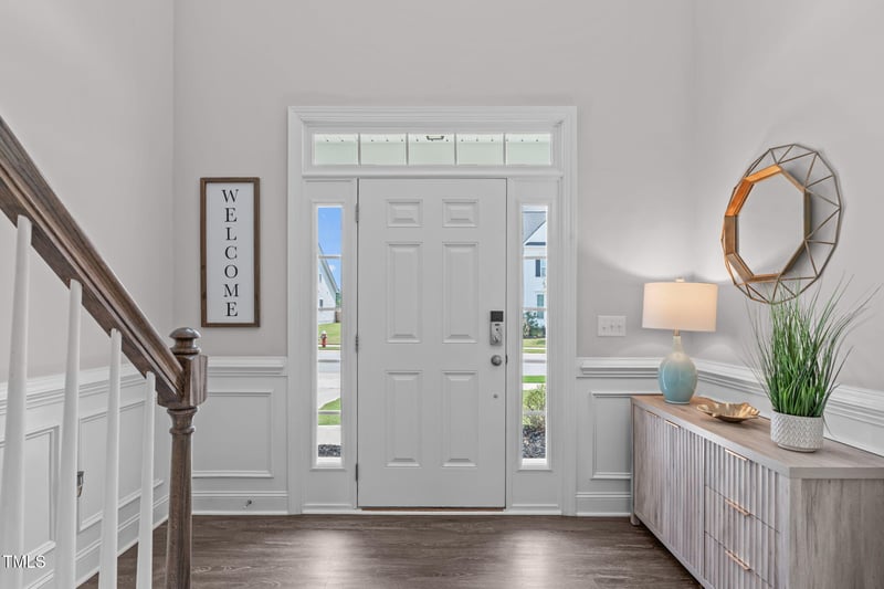 1214 Valley Dale Dr, Fuquay Varina, NC 27526