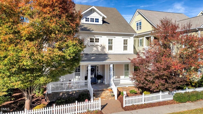 1215 Bluff Oak Dr, Cary, NC 27519