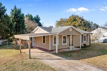 1215 Cleveland Ave, Burlington, NC 27217