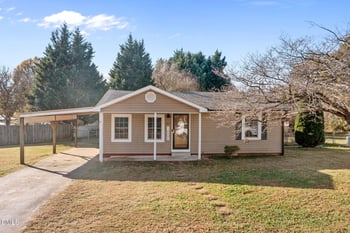 1215 Cleveland Ave, Burlington, NC 27217