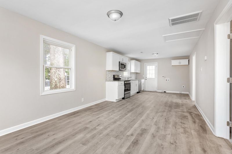 1215 Ivy St, Durham, NC 27701
