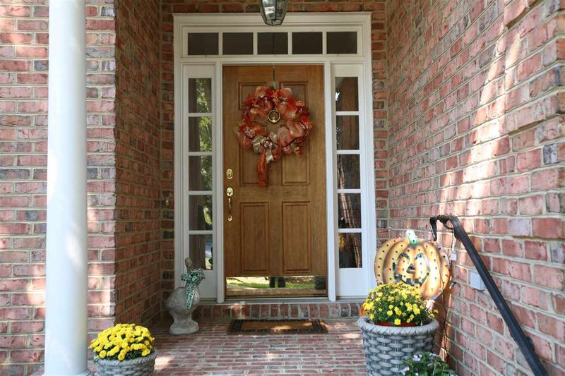 1215 Pointe Dr, Durham, NC 27712