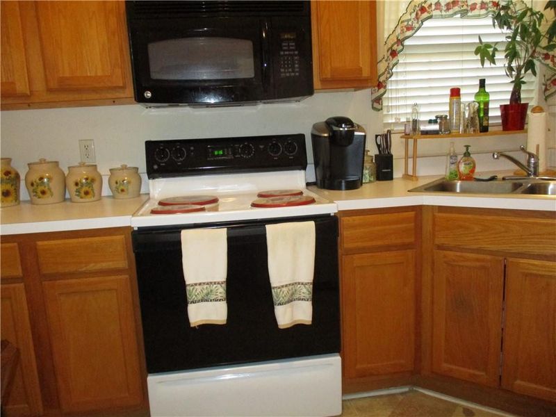1215 Red Ash Cir, Durham, NC 27704