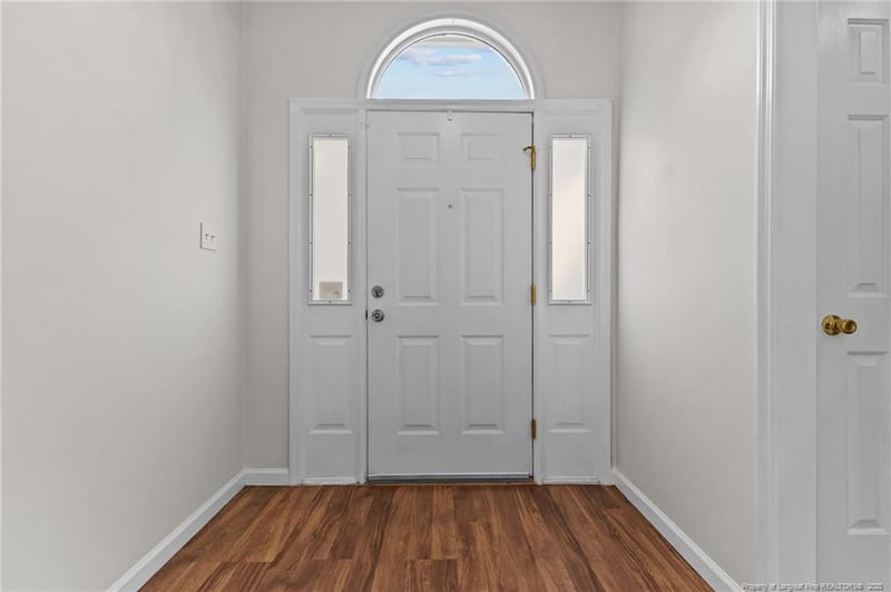 1215 Skyline Dr, Fayetteville, NC 28314