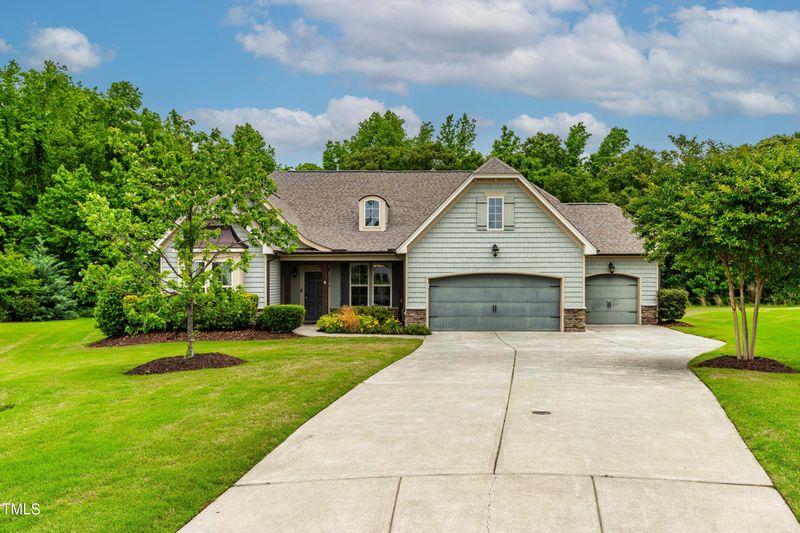 1216 Adams Point Dr, Garner, NC 27529
