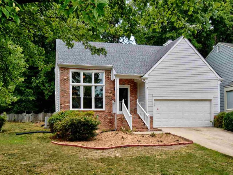1216 Belhaven Rd, Cary, NC 27513