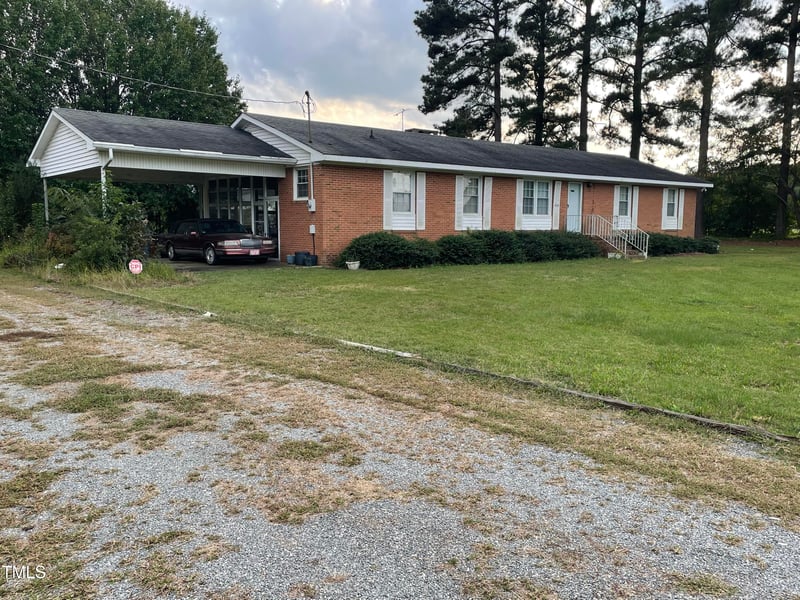 1216 Browns Dairy Rd, Selma, NC 27576