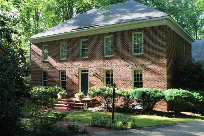 1216 Carrington Dr, Raleigh, NC 27615