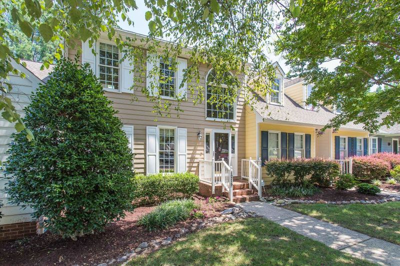 1216 Cranebridge Pl, Chapel Hill, NC 27517