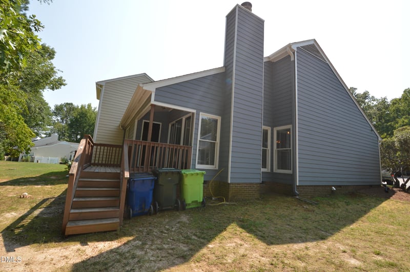 1216 Deptford Ct, Raleigh, NC 27609