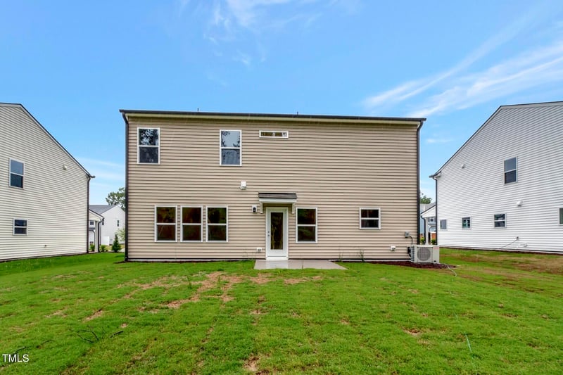 1216 Dimaggio Dr, Raleigh, NC 27616