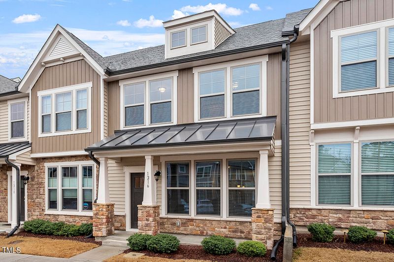 1216 Metropolitan Dr, Durham, NC 27713