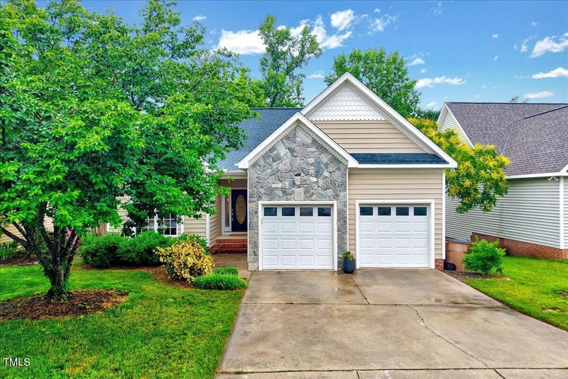 1216 Miracle Dr, Wake Forest, NC 27587