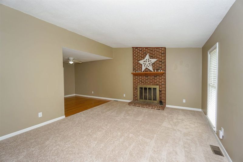 1216 Neilson Ct, Cary, NC 27511
