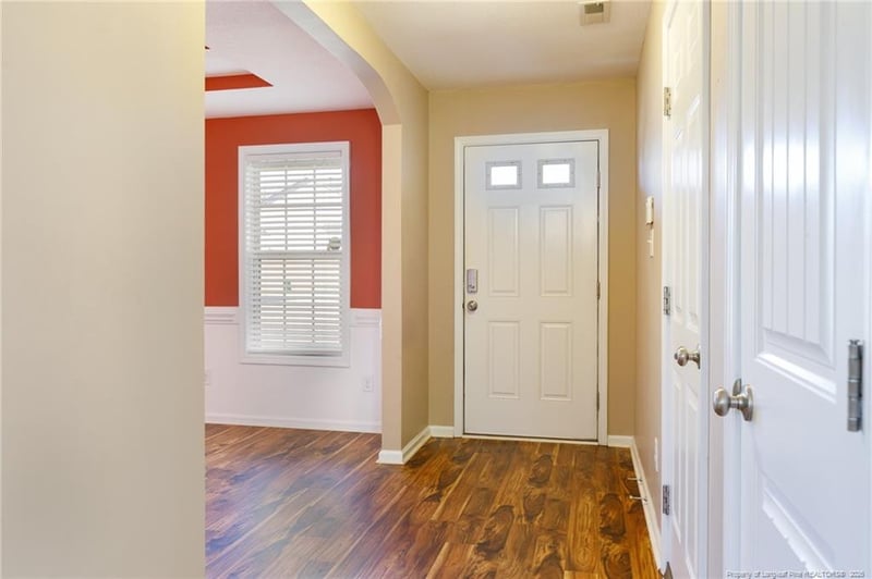 1216 Piper Ct, Hope Mills, NC 28348