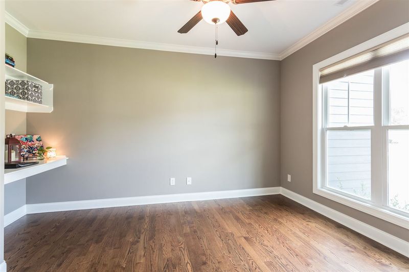 1216 River Chase Dr, Raleigh, NC 27610