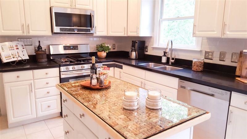 1216 Riverbirch Dr, Knightdale, NC 27545