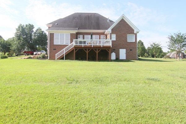 1216 Rolling Farm Dr, Raleigh, NC 27603