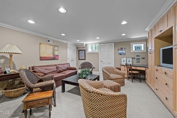1217 Aycock Ave, Burlington, NC 27215