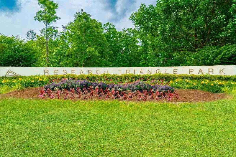 1217 Bradburn Dr, Durham, NC 27713