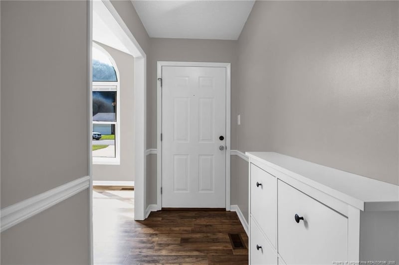 1217 Butterwood Cir, Fayetteville, NC 28314