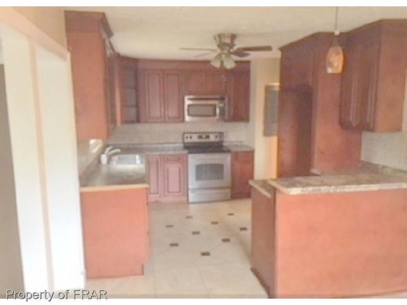 1217 Faison Ave, Fayetteville, NC 28304